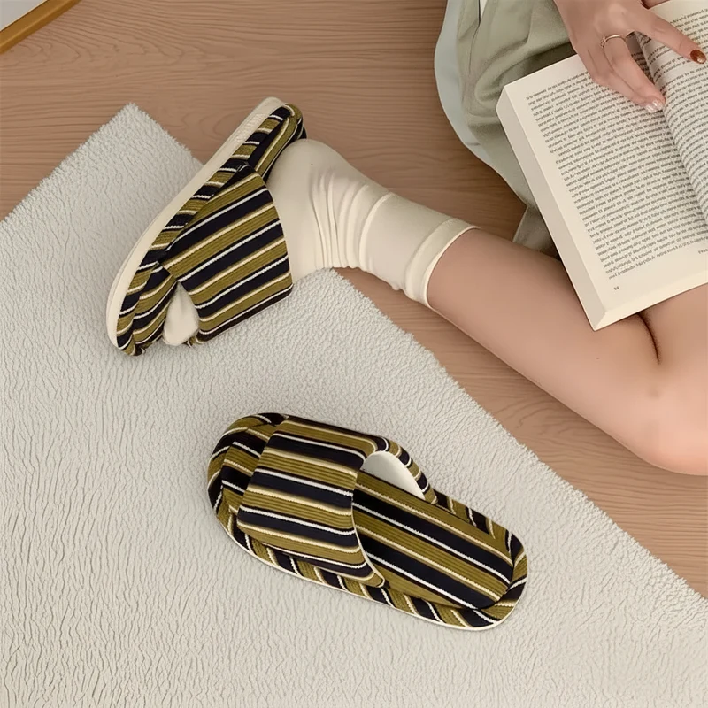 Claquettes Femme Tissu