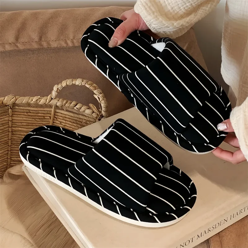 Claquettes Femme Tissu