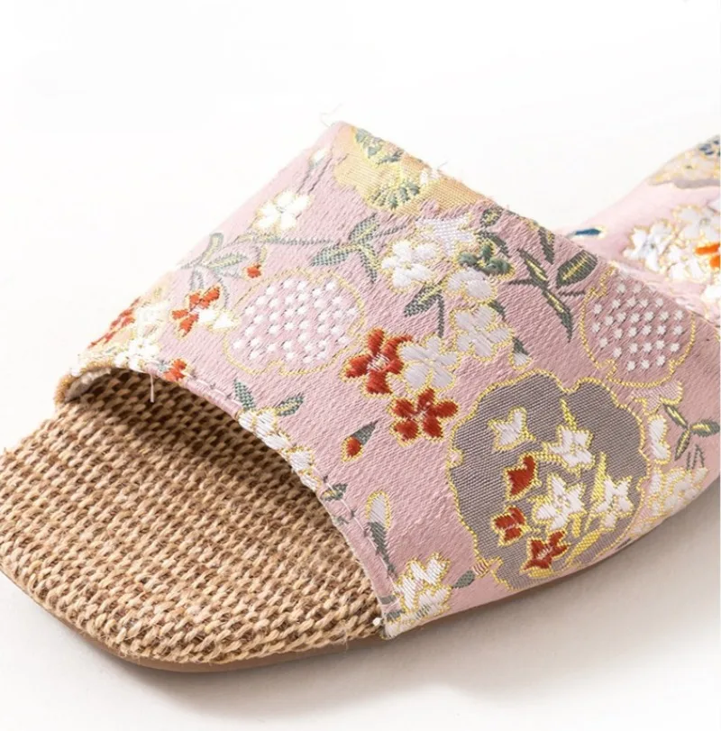 Claquettes Japonaises