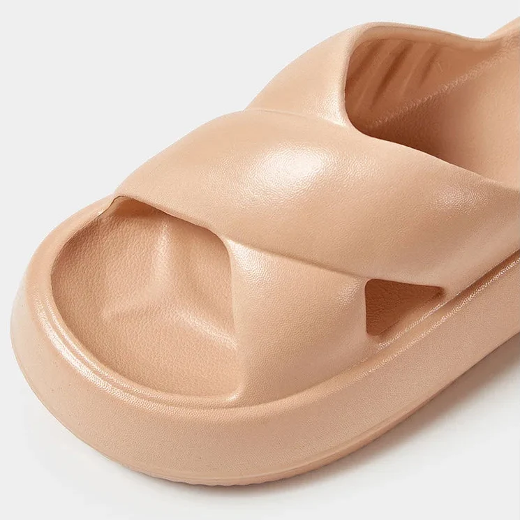Claquettes Compensées Femme