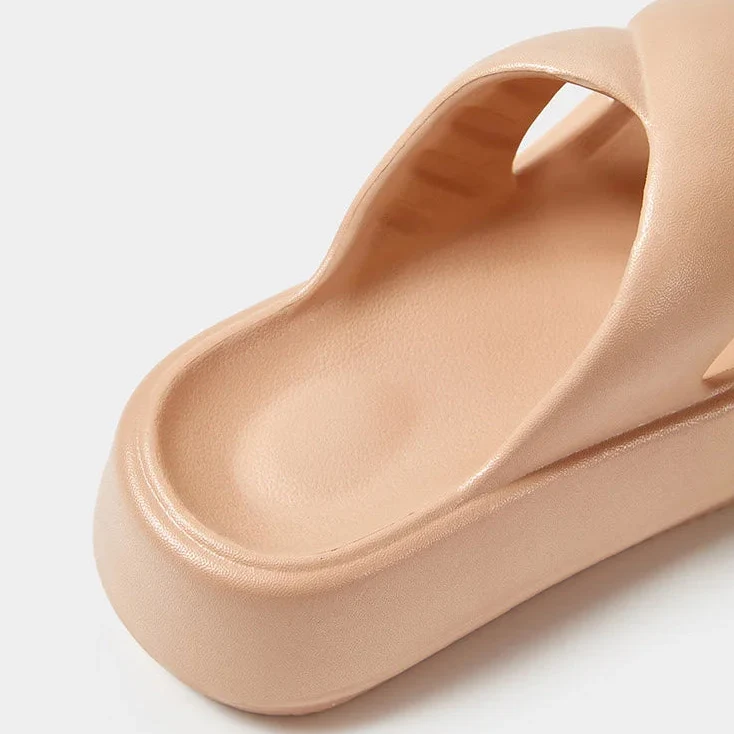 Claquettes Compensées Femme