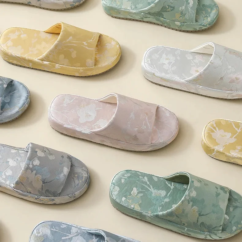 Claquettes japonaises semelle épaisse