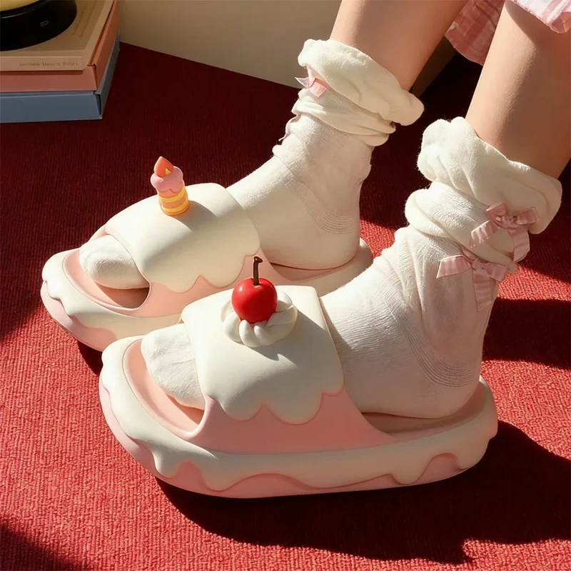 Claquettes Glace Gâteau Femme