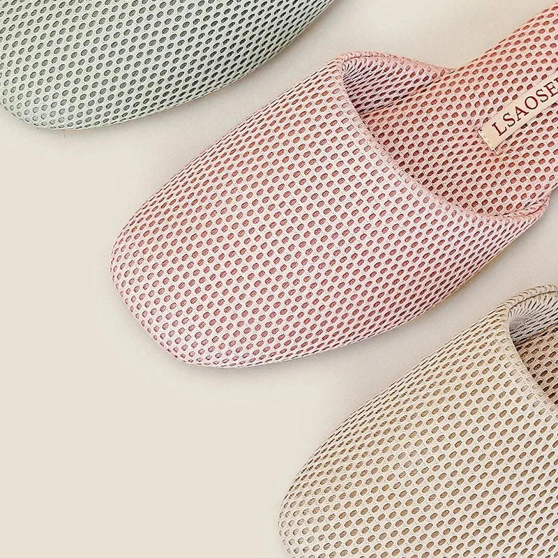 Chaussons femme mules respirantes