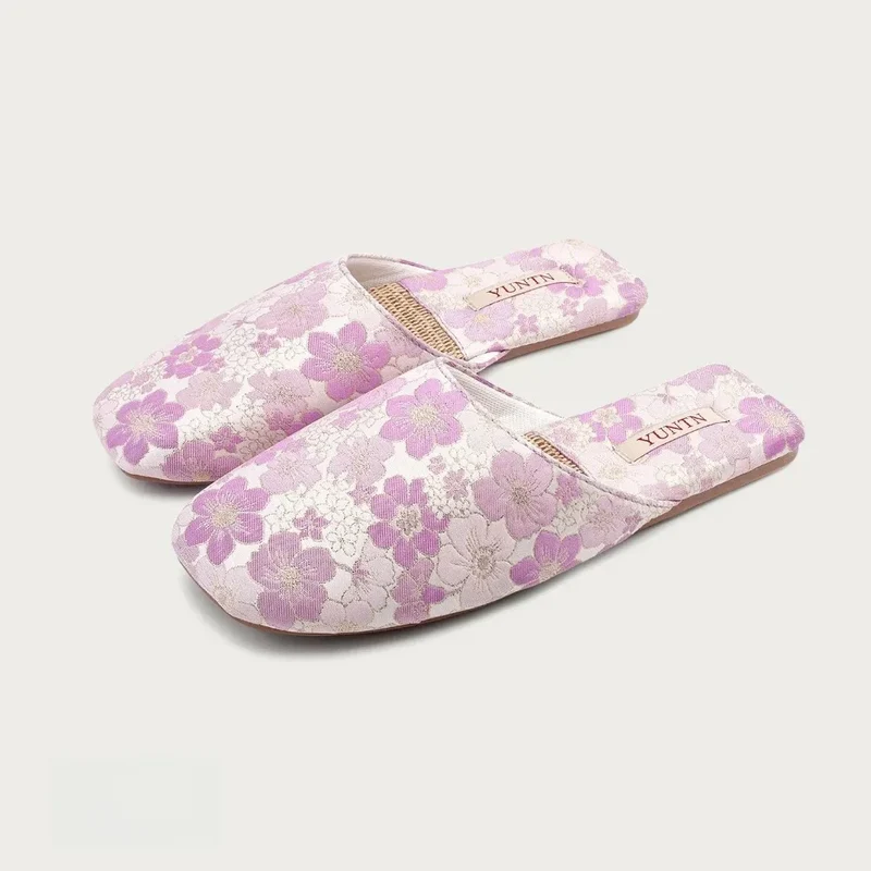 Chaussons femme mules fleuries