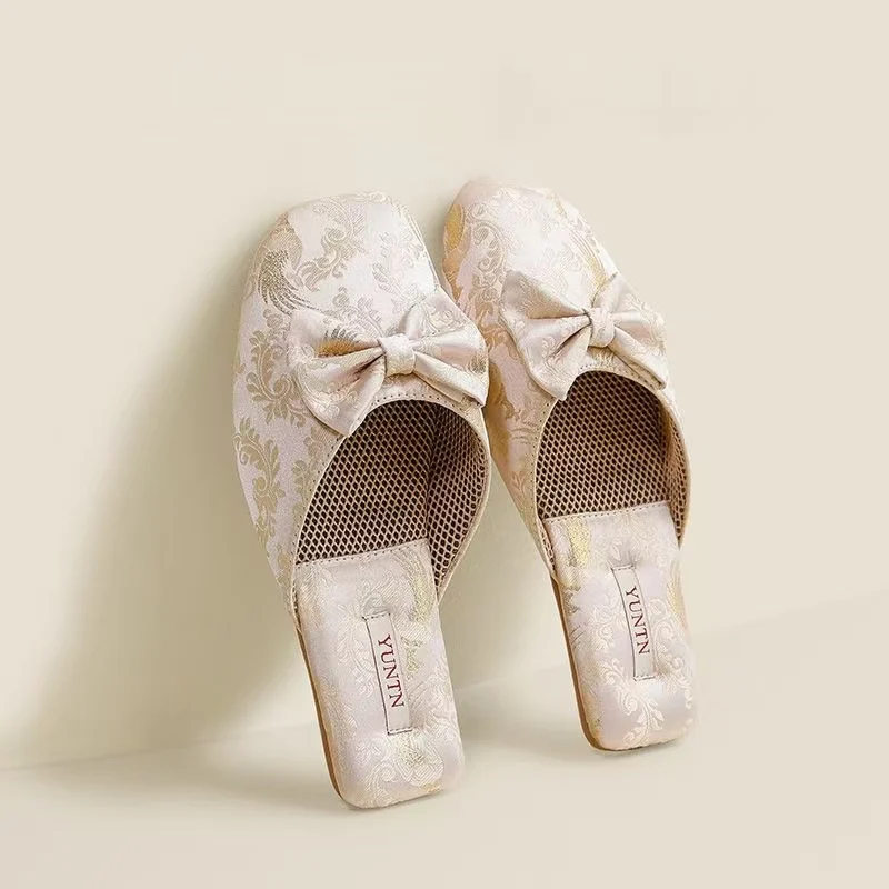 Chaussons femme mules à noeud