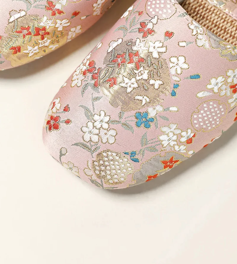 Chaussons femme mules brodées