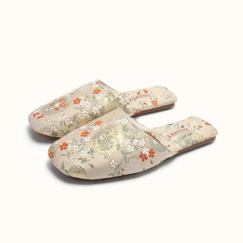 Chaussons femme mules brodées
