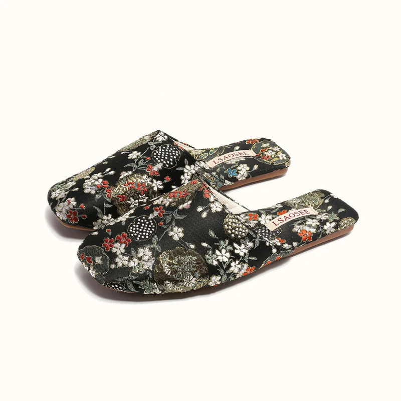 Chaussons femme mules brodées