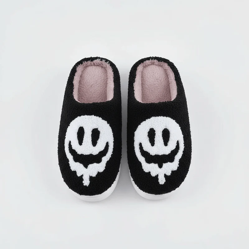 Chaussons moumoute gothique