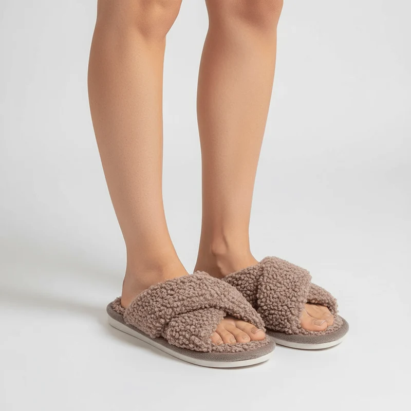 Chaussons Ouverts Effet Fourrure Bouclée