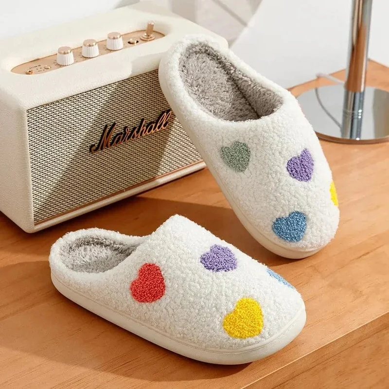 Chausson Douillet pour Femme - Petits Coeurs Multicolores