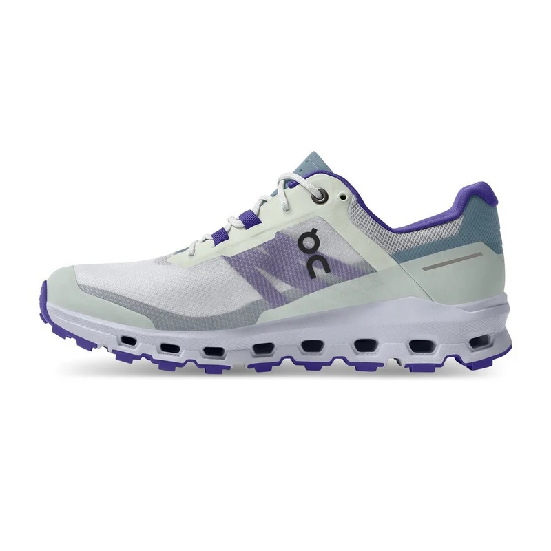 Souliers de course en sentier On CloudVista (femmes)
