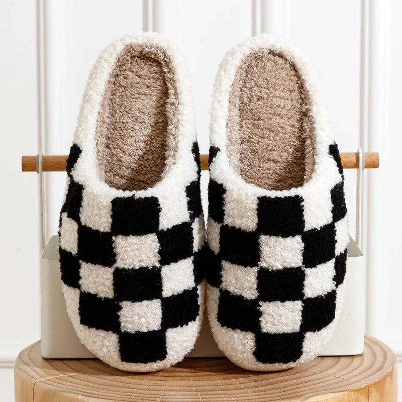 Chausson Blanc à Carreaux Noir