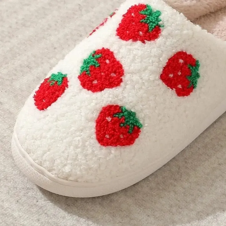 Chaussons moumoute fraise