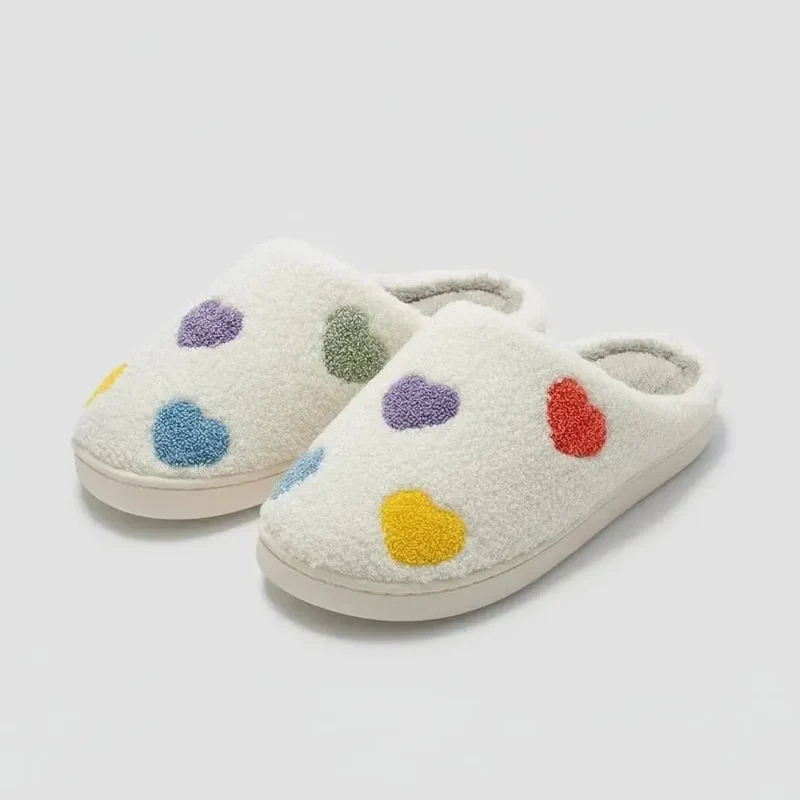 Chaussons moumoute coeur multicolores