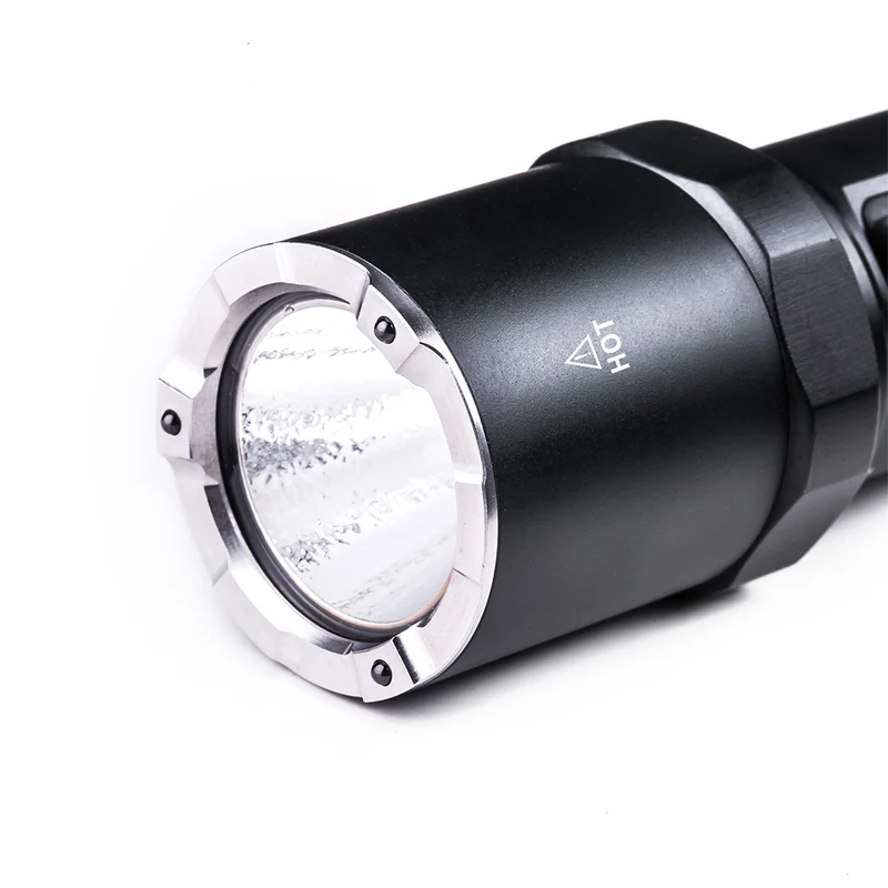 Lampe torche Nextorch P80B 2 100 lumens portée 380 m IPX7 en alliage d'aluminium de qualité