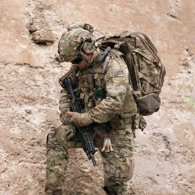 Sac à dos tactique Eberlestock LoDrag II 38 L léger avec fourreau d'arme et manchon d'hydratation